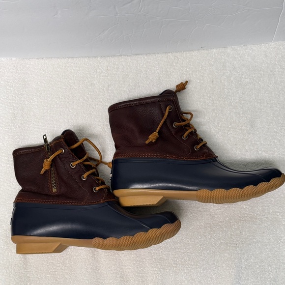 Sperry Women’s Saltwater Brown and Navy Duck Boots Size 9 - Picture 3 of 15